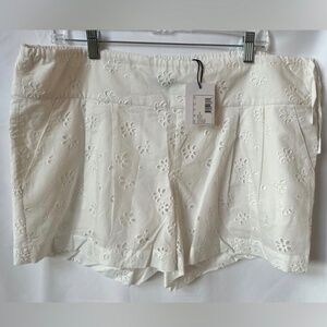 Hatch Maternity Shorts White Summer Casual Lightweight Beach Hatch Size 3 10-12